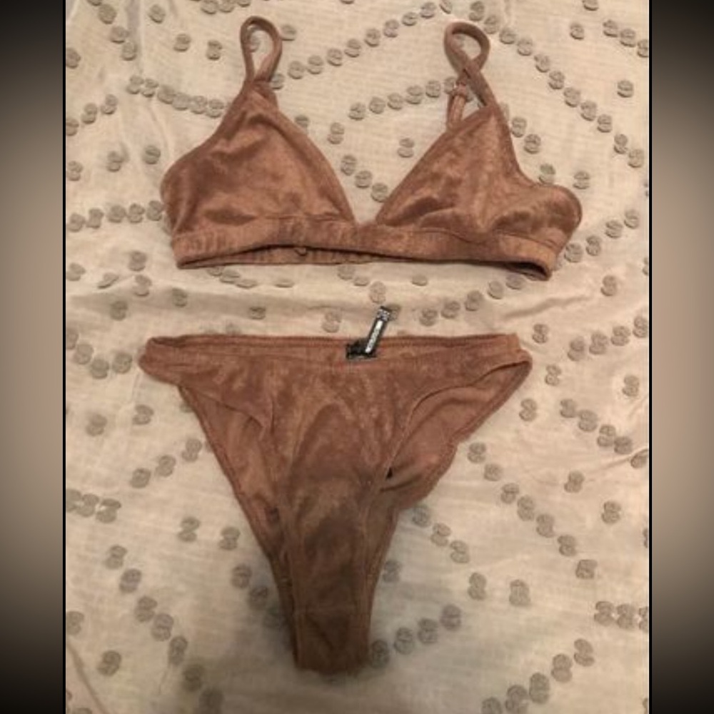 Pretty Little Thing towel texture swimsuit